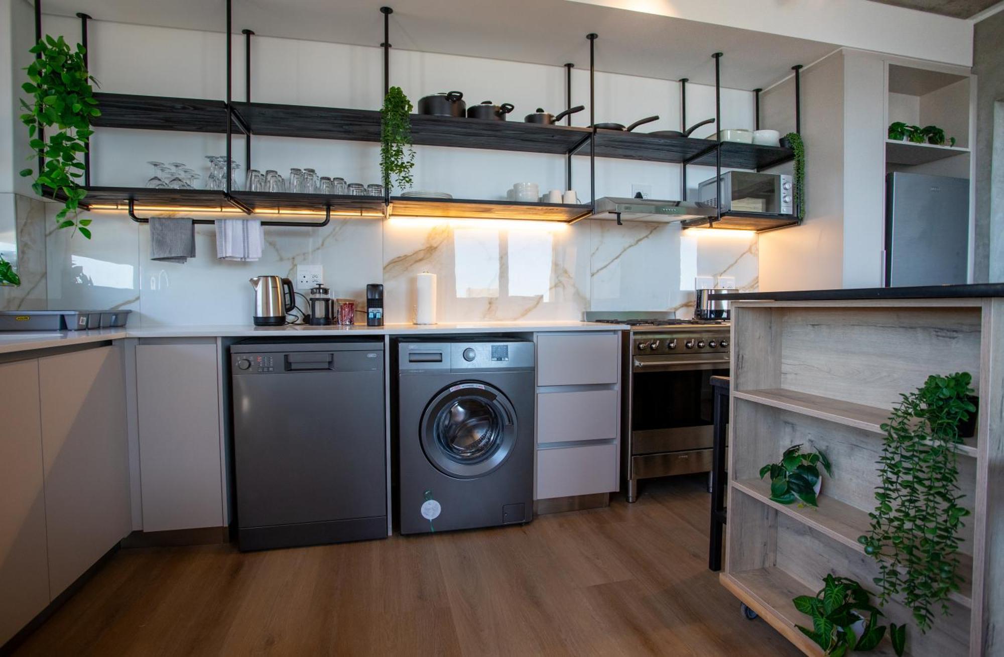 Eighty2 On M Luxury Ocean View Apartment *