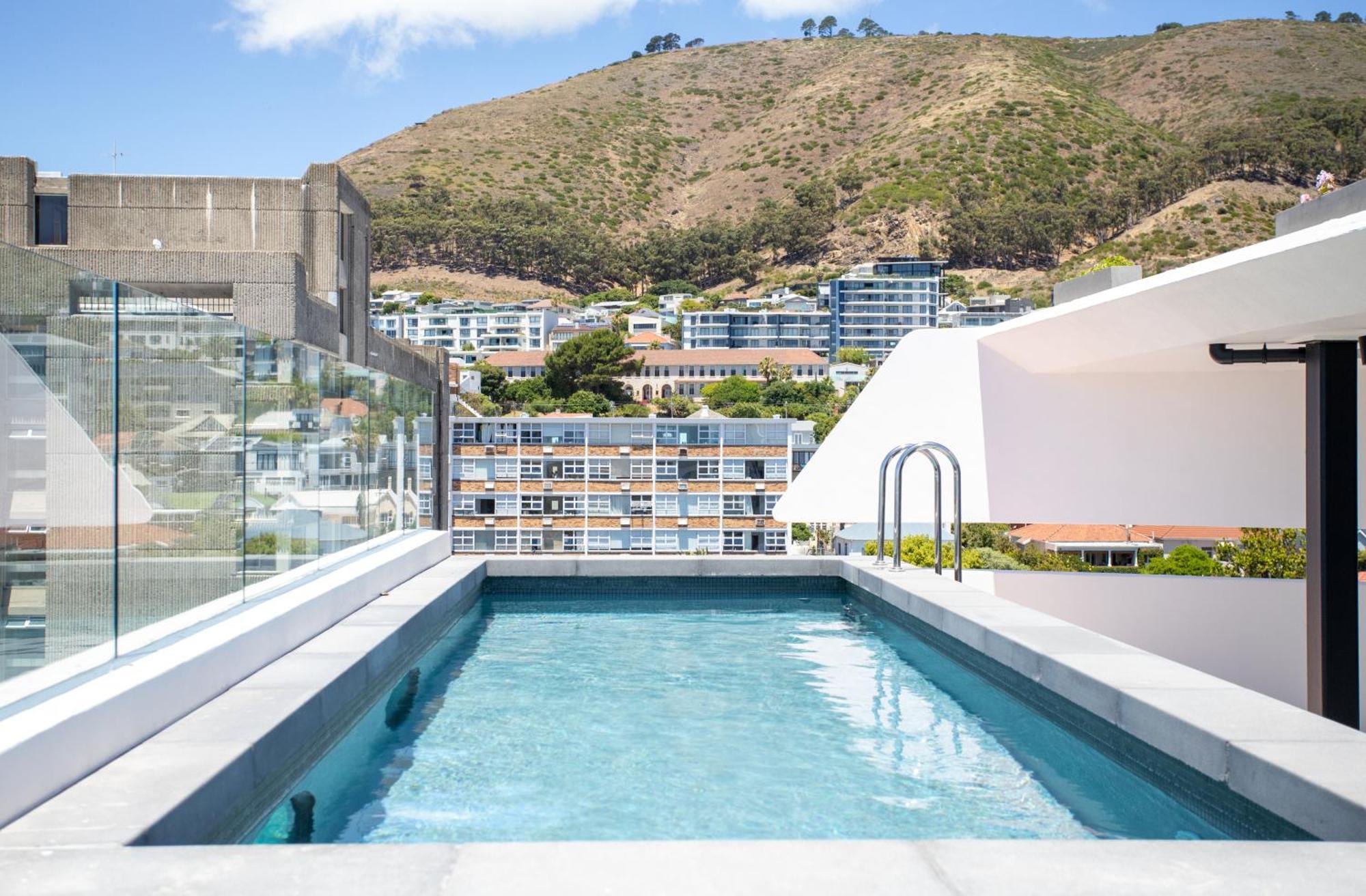 Eighty2 On M Luxury Ocean View * Cape Town