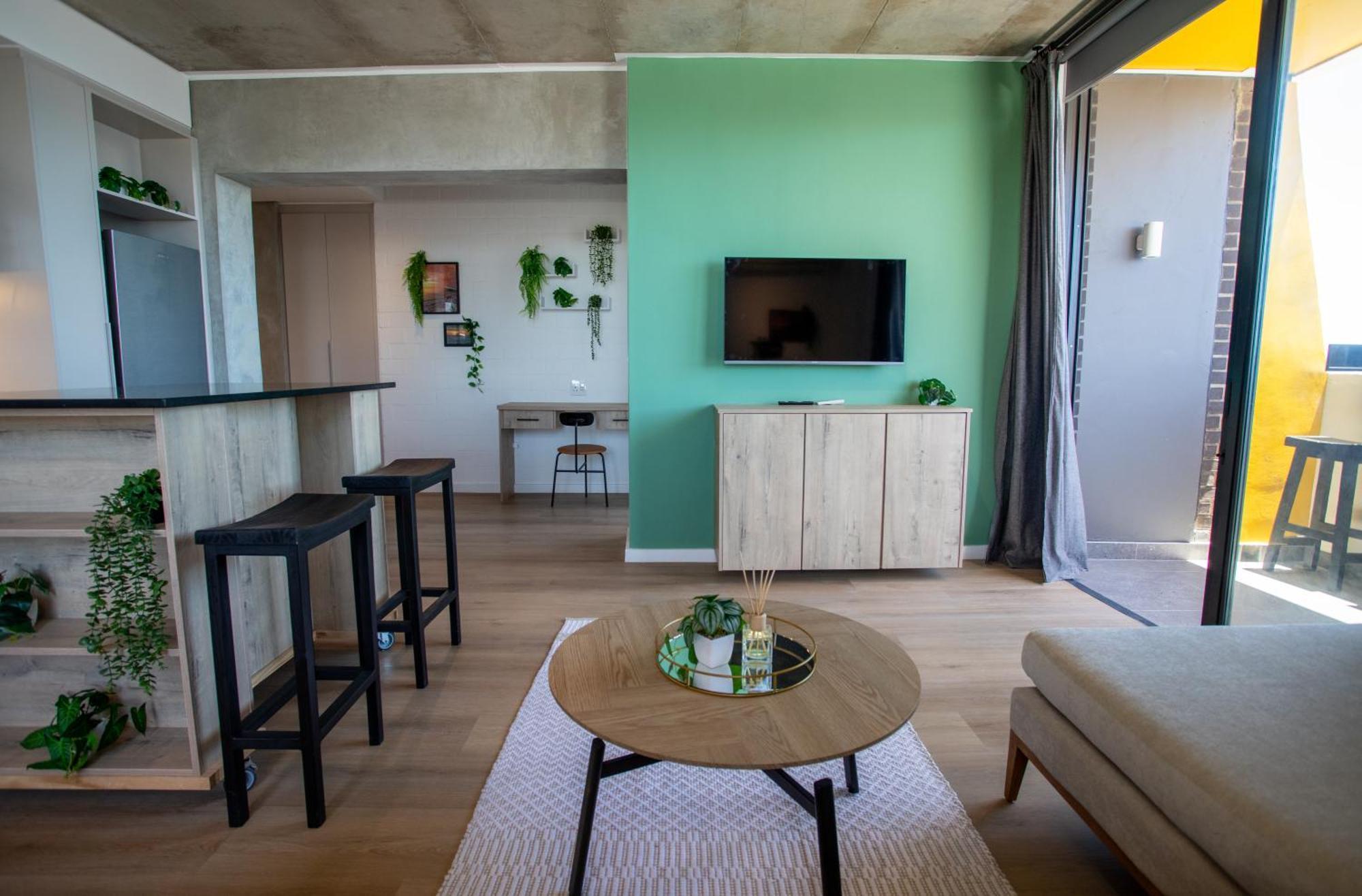 Eighty2 On M Luxury Ocean View * Cape Town