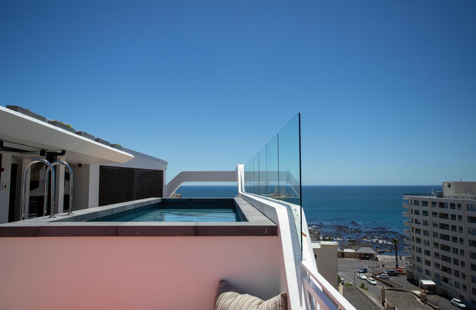 Eighty2 On M Luxury Ocean View